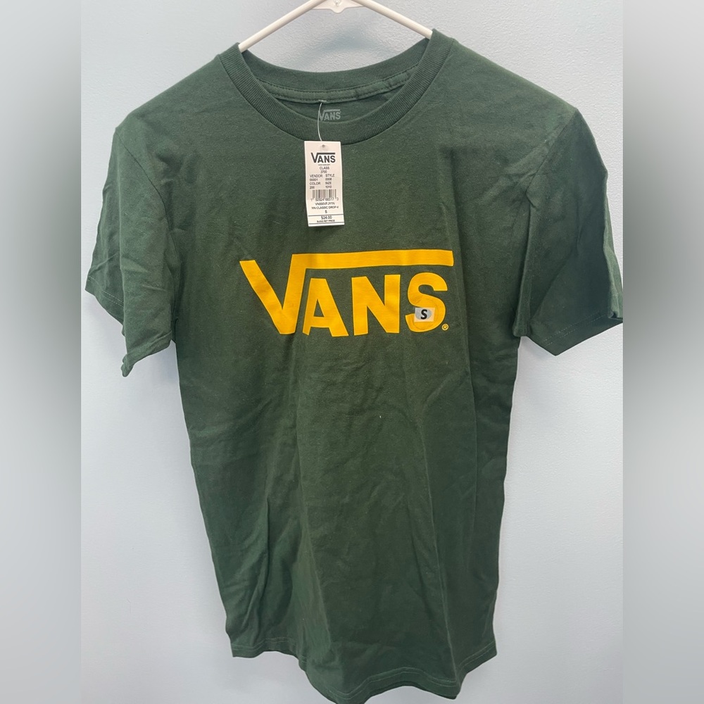 Women or Men’s Vans Shirt Brand New with Tags Never Worn Size Small
